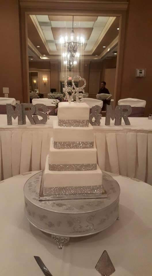 L.A. Sweets Bakery | restaurant | 148 N Main St, Washington, PA 15301, USA | 7242639891 OR +1 724-263-9891