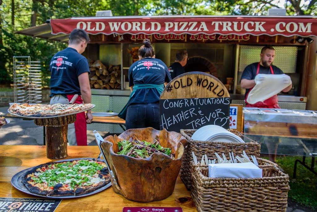 Old World Pizza Truck | restaurant | 163 Foster St, New Haven, CT 06511, USA | 8773180336 OR +1 877-318-0336
