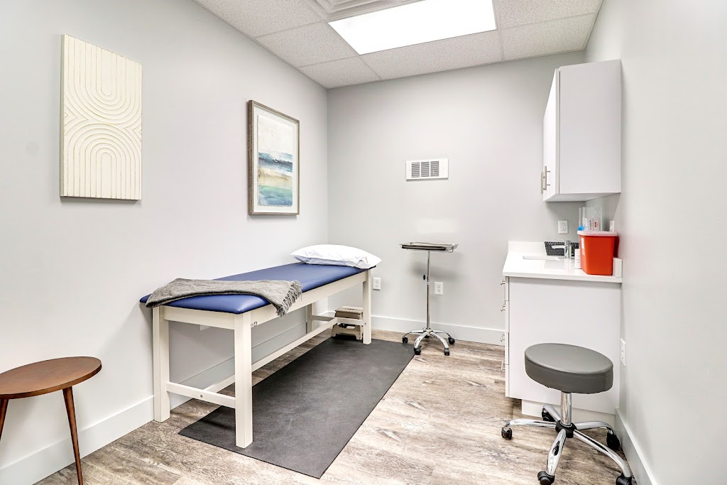 QC Kinetix (Clarksville) | restaurant | 787 Weatherly Dr #300, Clarksville, TN 37043, USA | 6152494024 OR +1 615-249-4024