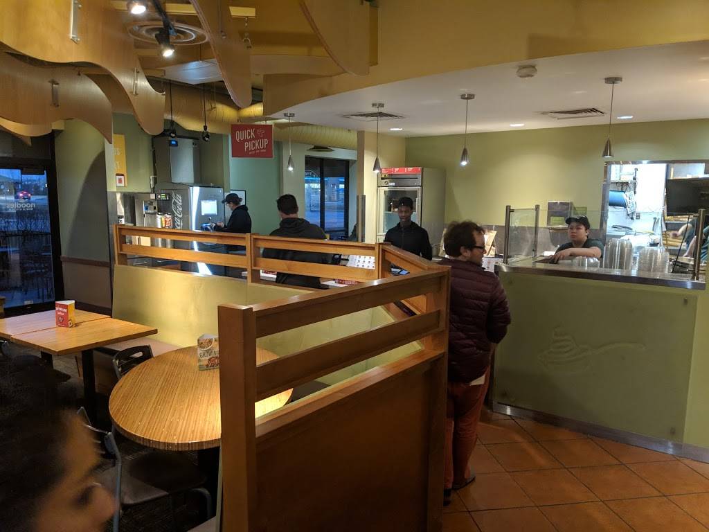 Noodles and Company | restaurant | 4280 E Towne Blvd, Madison, WI 53704, USA | 6082444000 OR +1 608-244-4000