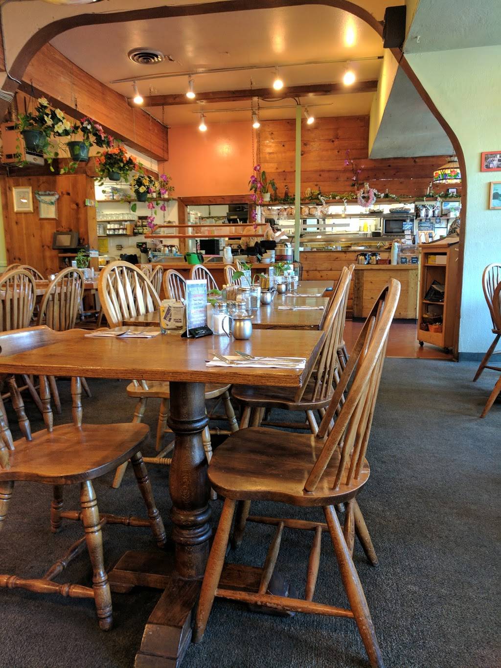 Hobee’s | restaurant | 2312 Central Expy, Mountain View, CA 94043, USA | 6509686050 OR +1 650-968-6050