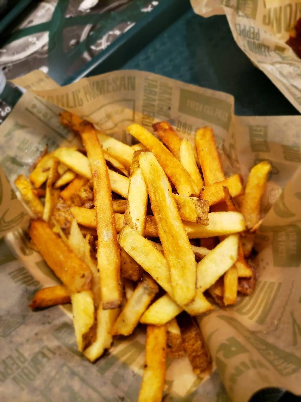 Wingstop | restaurant | 830 S Military Trail, West Palm Beach, FL 33415, USA | 5618557577 OR +1 561-855-7577