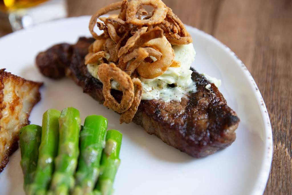 Hickory Shaft Bistro | restaurant | 330 S Middleton Dr NW, Calabash, NC 28467, USA | 9108329097 OR +1 910-832-9097