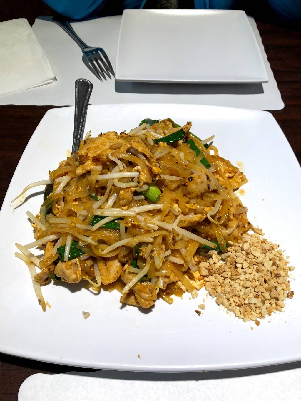 Bangkok Corner | restaurant | 2360 Newport Blvd # B, Costa Mesa, CA 92627, USA | 9495488366 OR +1 949-548-8366