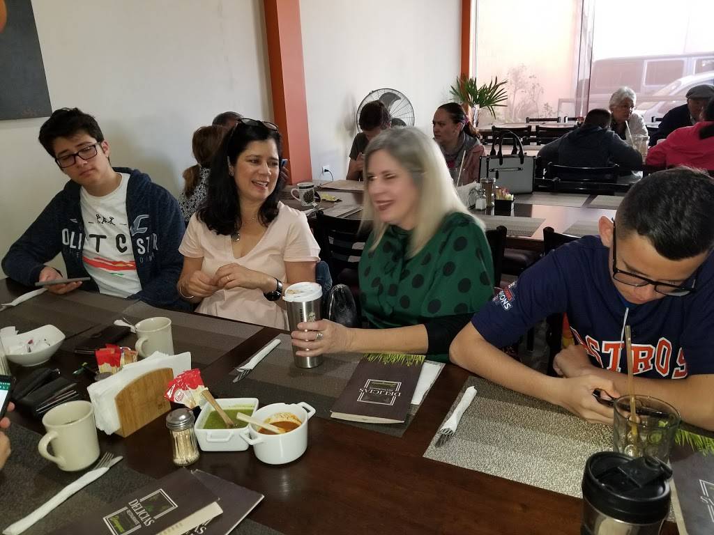 ANTOJITOS MEXICANOS DELICIAS | restaurant | Paseo Ensenada 1957, Playas, Jardines del Sol, 22505 Tijuana, B.C., Mexico | 016646096112 OR +52 664 609 6112