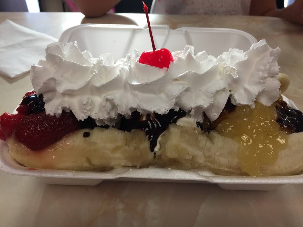 Zesto Drive-In | restaurant | 22 Carriage Oaks Dr, Tyrone, GA 30290, USA | 7703062509 OR +1 770-306-2509