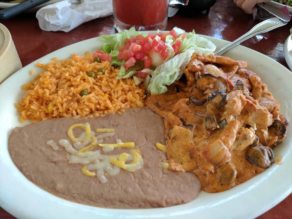 Gios Mexican Grill | restaurant | 603 Fleming St, Dalton, GA 30721, USA | 7065293636 OR +1 706-529-3636