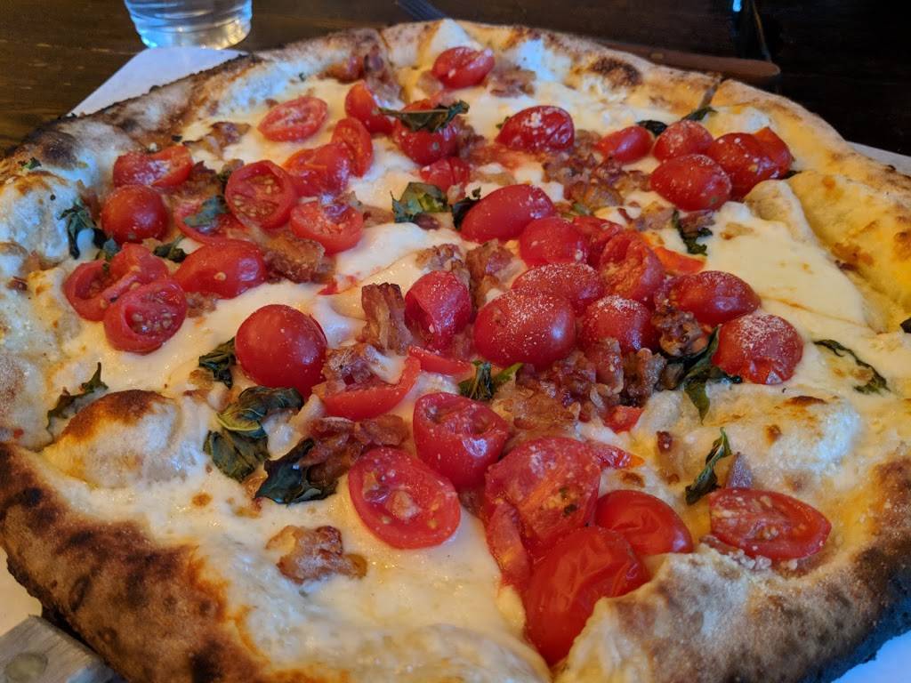 Uncle Frankies Pizza | restaurant | 3007 Fort Hamilton Pkwy, Brooklyn, NY 11218, USA | 7188543462 OR +1 718-854-3462