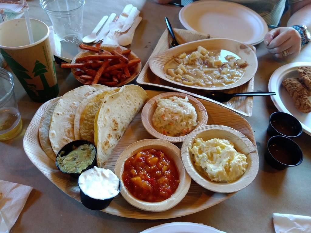 Boggy Bottom Barbecue | restaurant | 2001 E Southport Rd, Kissimmee, FL 34746, USA | 4072795050 OR +1 407-279-5050