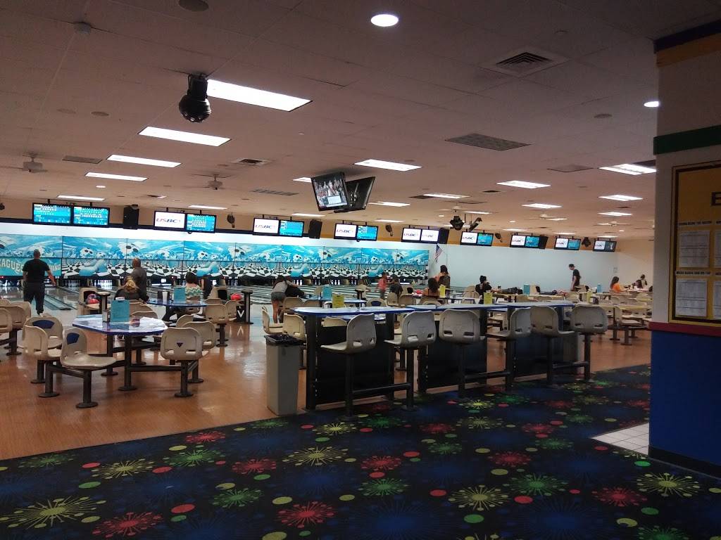 Bowlero Manteca | restaurant | 1251 E Yosemite Ave, Manteca, CA 95336, USA | 2098242889 OR +1 209-824-2889