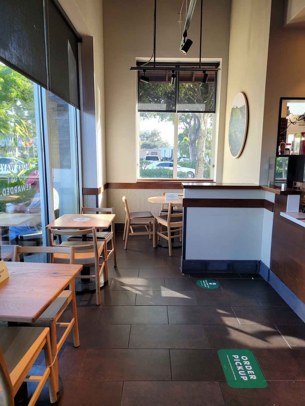 Starbucks | cafe | 2145 S University Dr, Davie, FL 33324, USA | 9544240341 OR +1 954-424-0341
