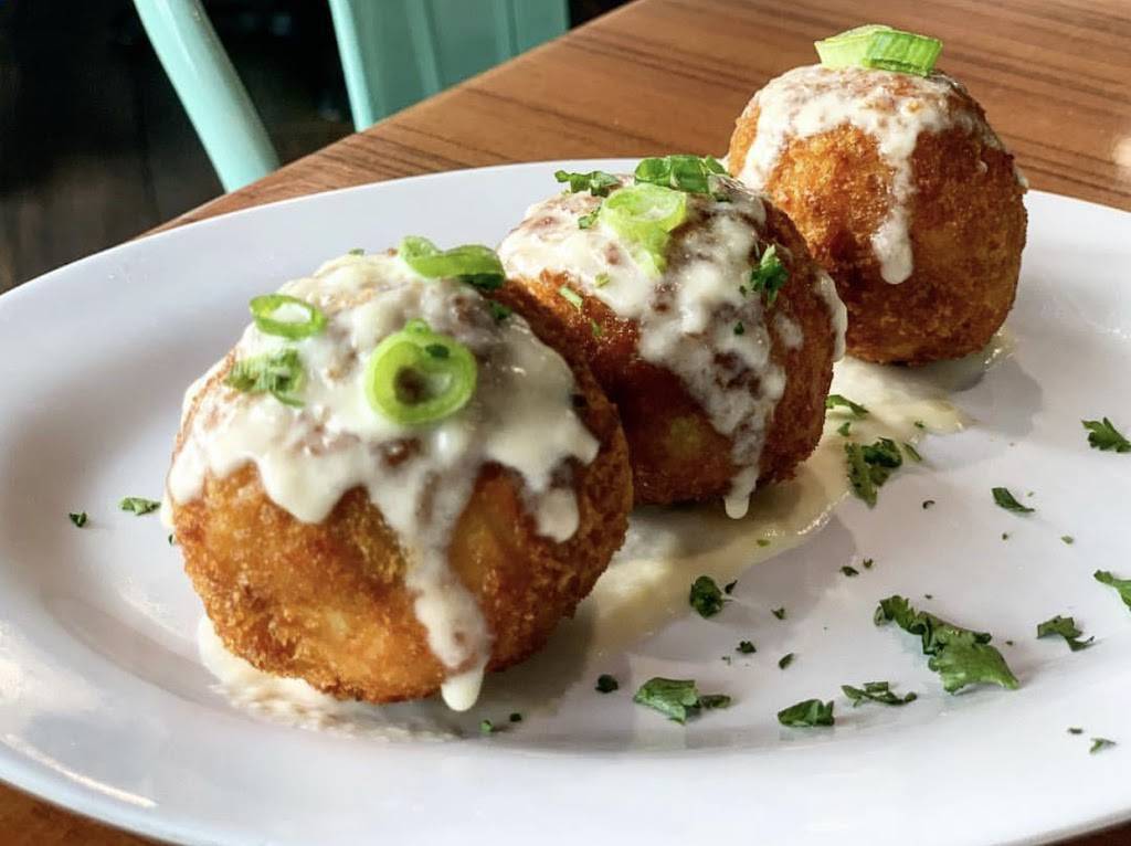 Captain Jims Seafood Market & Restaurant | restaurant | 12950 W Dixie Hwy, North Miami, FL 33161, USA | 3058922812 OR +1 305-892-2812