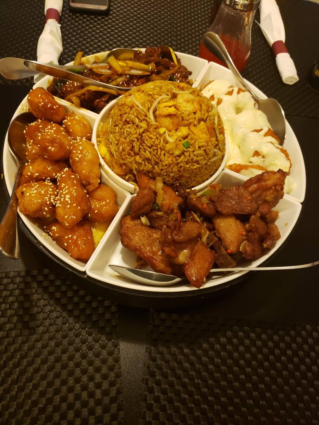 Salon Canton Restaurant | restaurant | 916 71st St, Miami Beach, FL 33141, USA | 7867177077 OR +1 786-717-7077