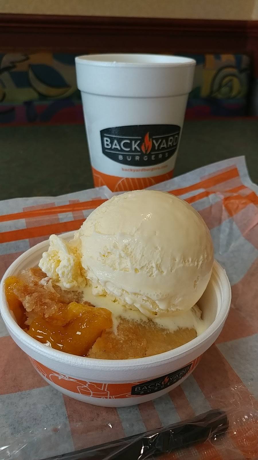 Back Yard Burgers | restaurant | 1800 Priority Way, Louisville, KY 40299, USA | 5022409945 OR +1 502-240-9945