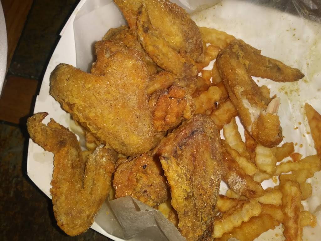 Jonah’s Cajun seafood | restaurant | 324 W Broadway Ave, Minneapolis, MN 55411, USA | 6125295555 OR +1 612-529-5555