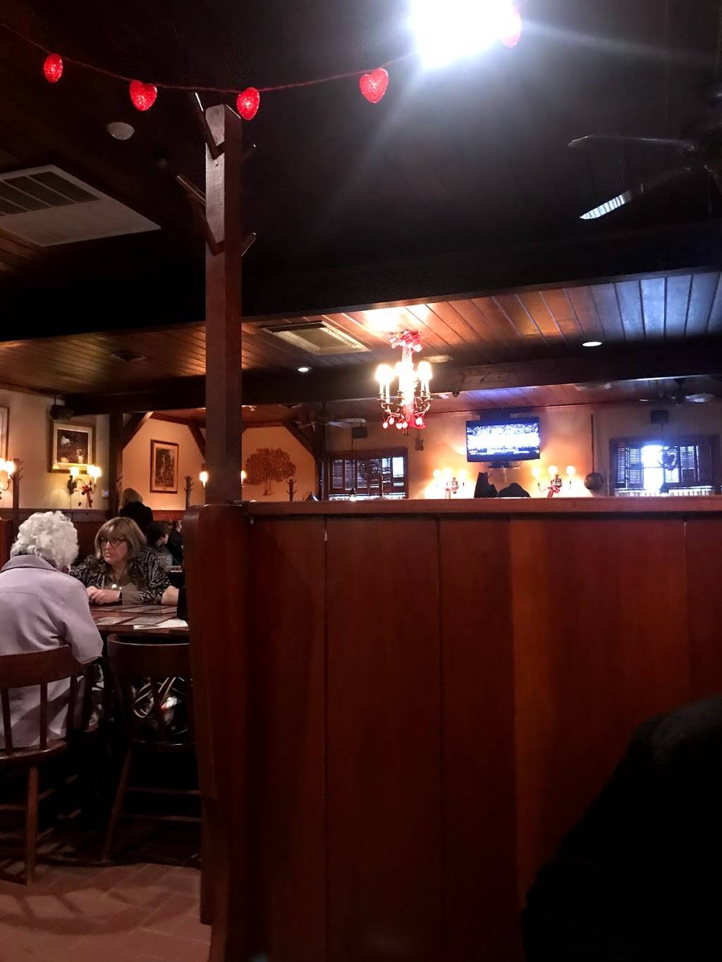 Wooden Indian Restaurant | restaurant | 308 Leopard Ln, Beaver, PA 15009, USA | 7247747992 OR +1 724-774-7992