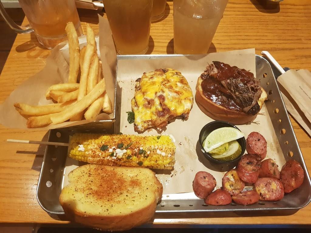 Chilis Grill & Bar | restaurant | 7021 International Dr, Orlando, FL 32819, USA | 4073527618 OR +1 407-352-7618