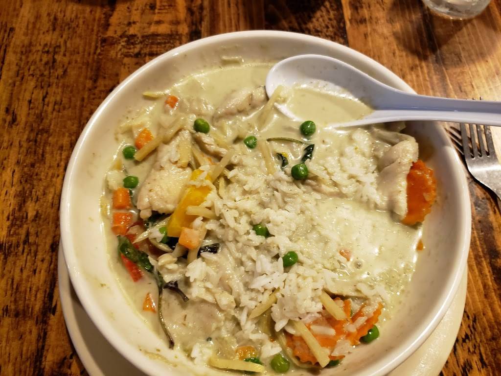 Thai Flavors | restaurant | 1254 E 14th St, Des Moines, IA 50316, USA | 5152624658 OR +1 515-262-4658