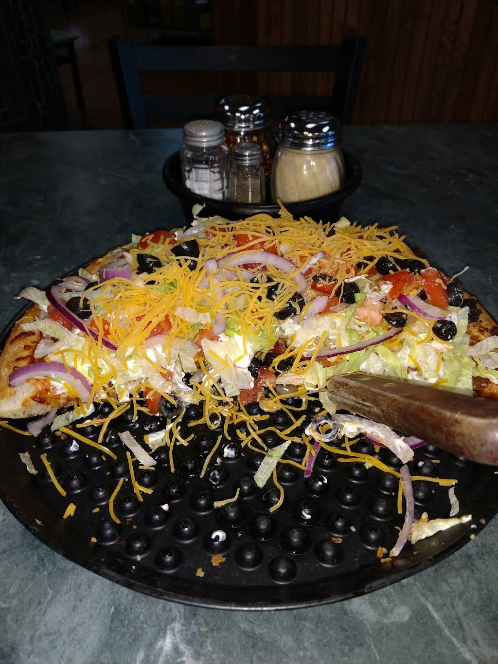 East of Chicago | restaurant | 9197, 350 S Van Buren St # C, Shipshewana, IN 46565, USA | 2607687272 OR +1 260-768-7272