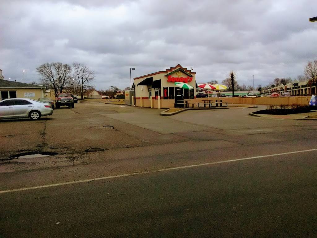 Soupys | restaurant | 3027 Hunsinger Ln, Louisville, KY 40220, USA | 5024515325 OR +1 502-451-5325