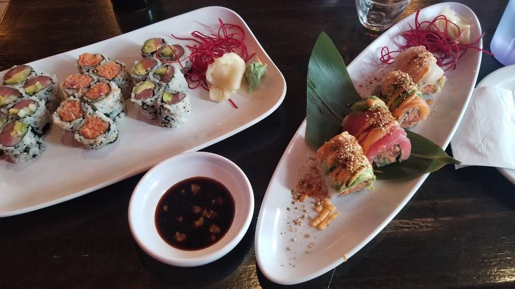 MOMO Sushi | restaurant | 1839 Central Ave NE, Minneapolis, MN 55418, USA | 6127899190 OR +1 612-789-9190