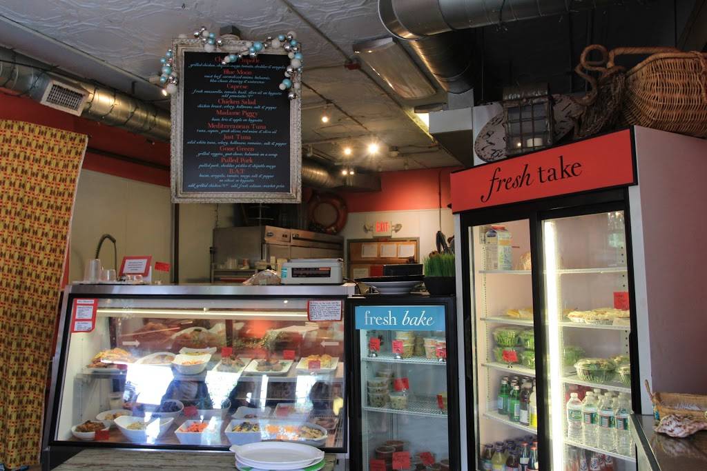 Cha Cha La Mer | restaurant | 36 West St, Beverly, MA 01915, USA | 9789693676 OR +1 978-969-3676