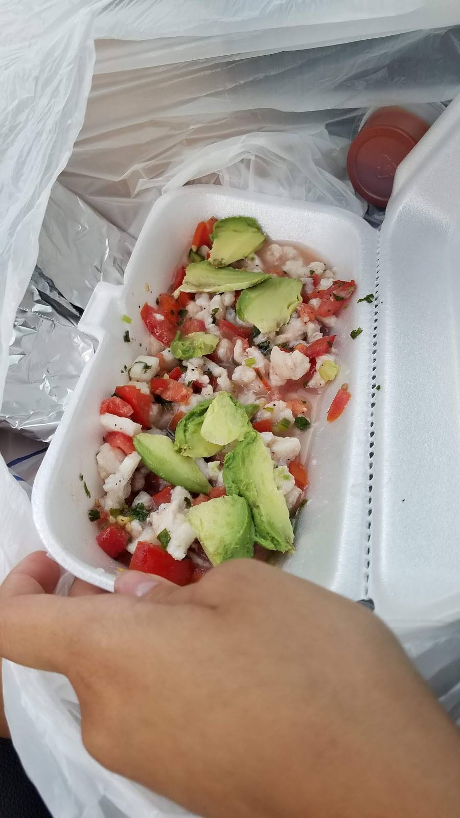 Fruteria Las Delicias | restaurant | 319 E Camp Wisdom Rd, Duncanville, TX 75116, USA | 4695132899 OR +1 469-513-2899