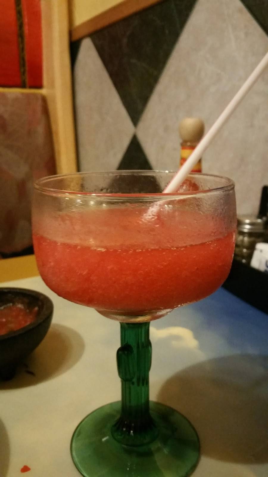 La Carreta | restaurant | 308 E Market St, Celina, OH 45822, USA | 4195864500 OR +1 419-586-4500