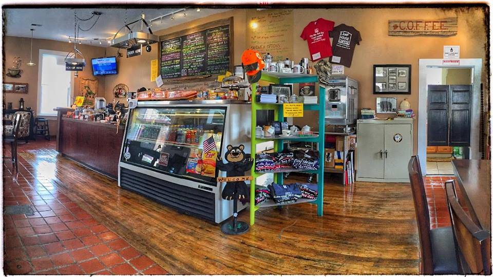 Lamp House Coffee | cafe | 1 Main Street, USPS 368, Lynch, KY 40855, USA | 6068940007 OR +1 606-894-0007