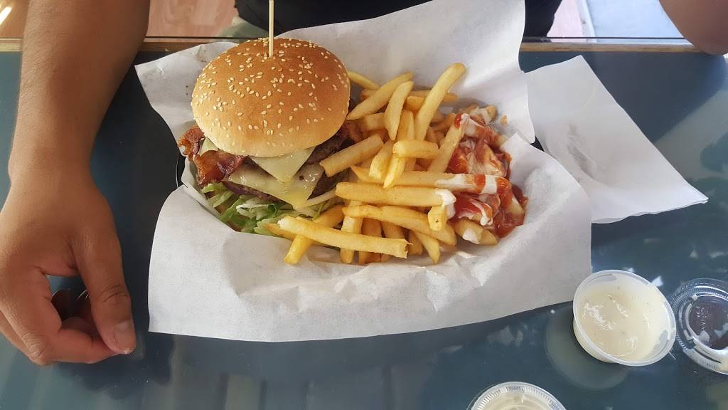 Juicys | restaurant | 104 E Glendale Ave, Sparks, NV 89431, USA | 7753587300 OR +1 775-358-7300