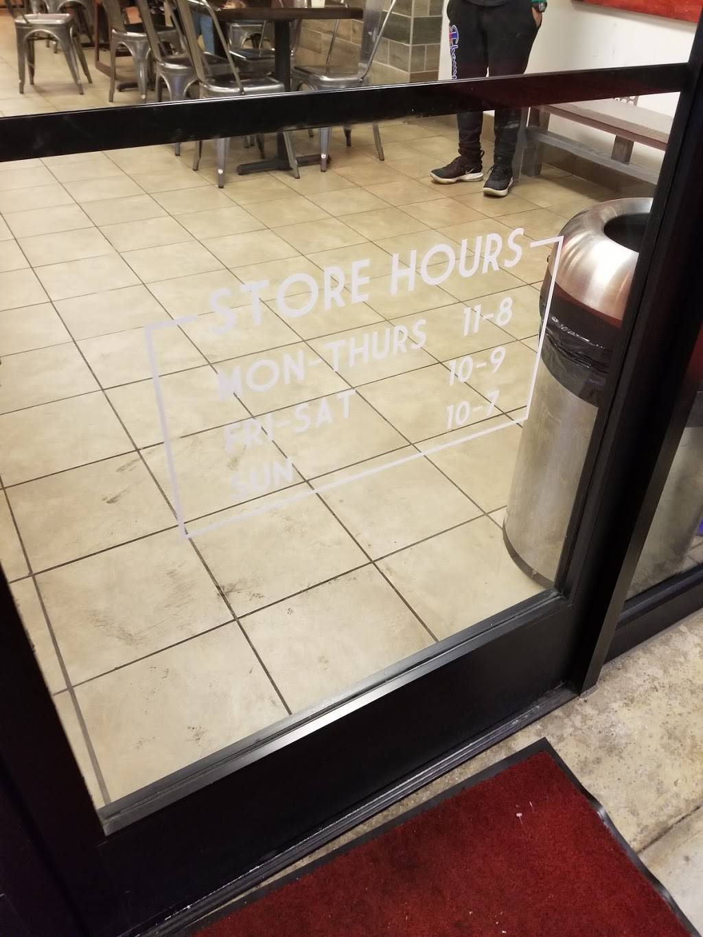 Blazing Birds | meal takeaway | 15764 La Forge St, Whittier, CA 90603, USA | 5629020405 OR +1 562-902-0405