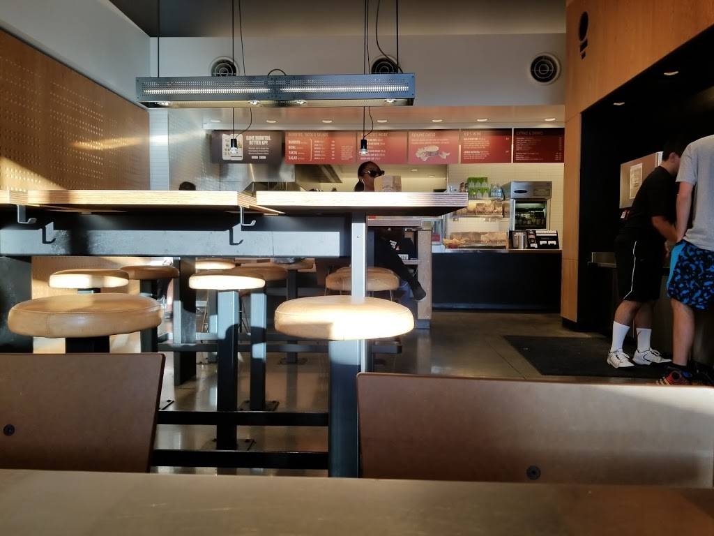 Chipotle Mexican Grill | restaurant | 162 W Hillcrest Dr Ste 300, Thousand Oaks, CA 91360, USA | 8052309193 OR +1 805-230-9193