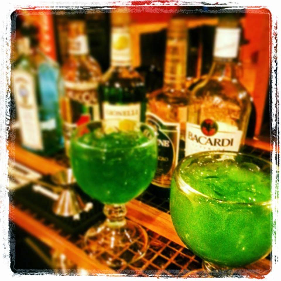 Javiers Cuisine | restaurant | 2011 Lathrop Ave, Racine, WI 53405, USA | 2625989242 OR +1 262-598-9242