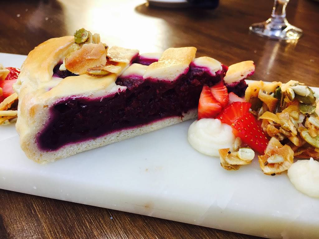 Le Rustiek | restaurant | 51 Rue Saint-Jacques, Gatineau, QC J8X 2Y7, Canada | 8195253343 OR +1 819-525-3343