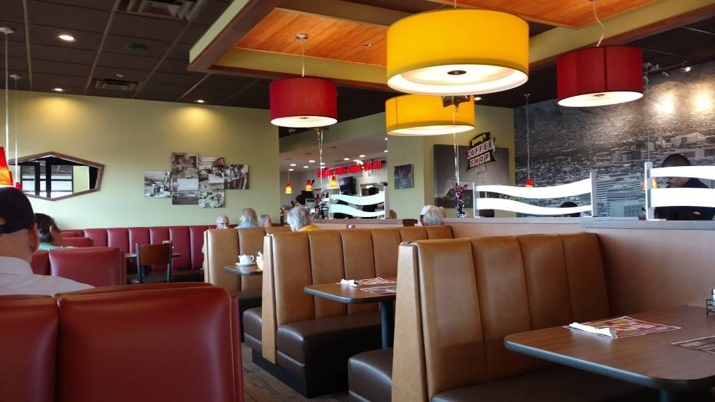 Dennys | restaurant | 5000 N Oracle Rd, Tucson, AZ 85704, USA | 5208885195 OR +1 520-888-5195