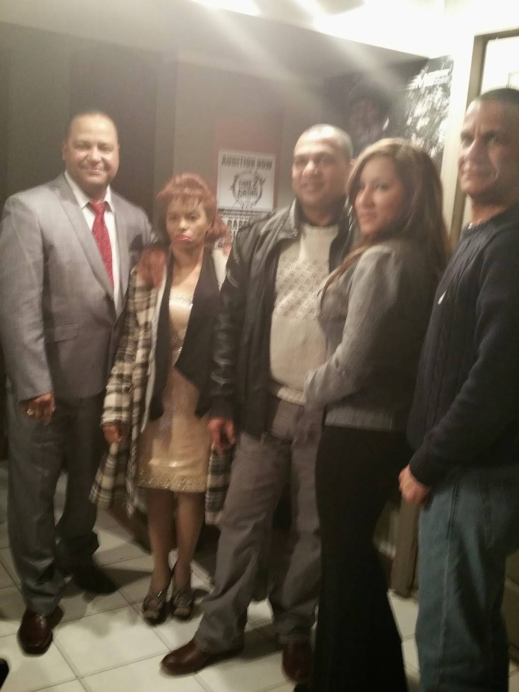 Jersey Fried Chicken | restaurant | 86 Bloomfield Ave, Newark, NJ 07104, USA | 9737322192 OR +1 973-732-2192