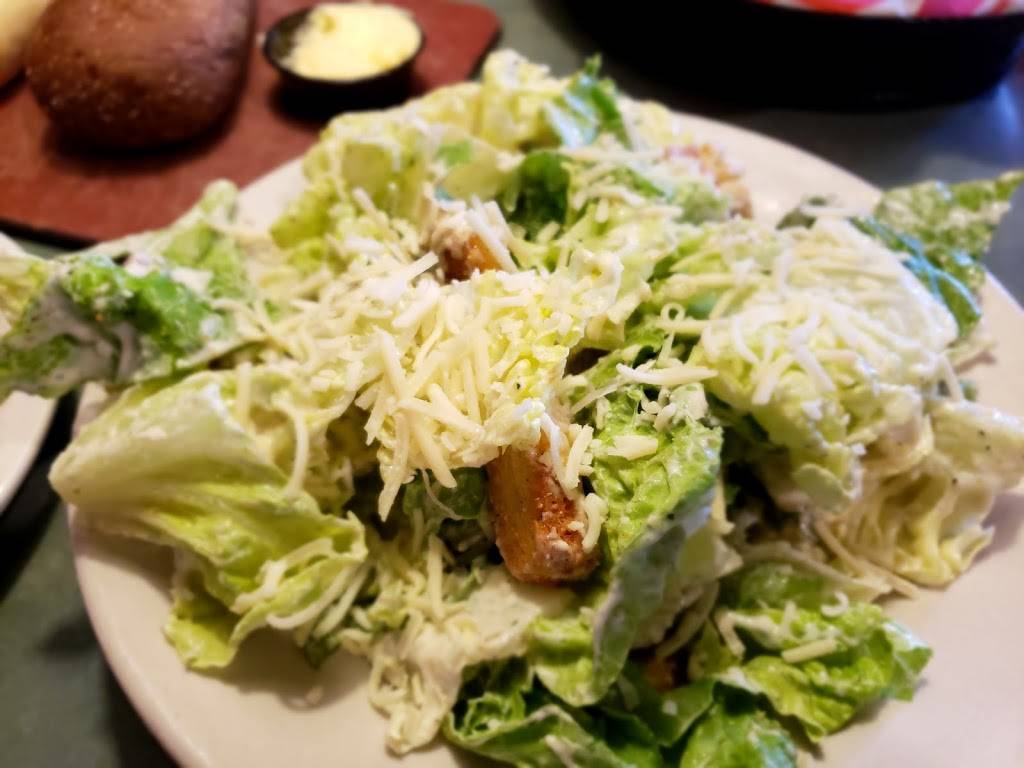 Finleys Grill & Smokehouse | restaurant | 140 E Columbia Ave, Battle Creek, MI 49015, USA | 2699683938 OR +1 269-968-3938