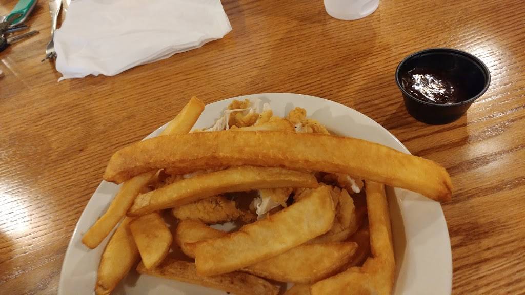 Cracker Barrel Old Country Store | restaurant | 2854 E, Wilder Rd, Bay City, MI 48706, USA | 9896719905 OR +1 989-671-9905