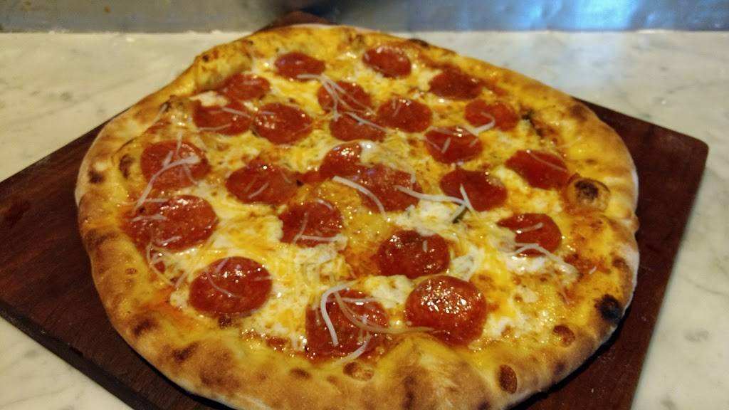 Maximus Pizza | restaurant | Emiliano Zapata SN, Guerrero Negro, 23940 Loreto, B.C., Mexico | 016642940665 OR +52 664 294 0665