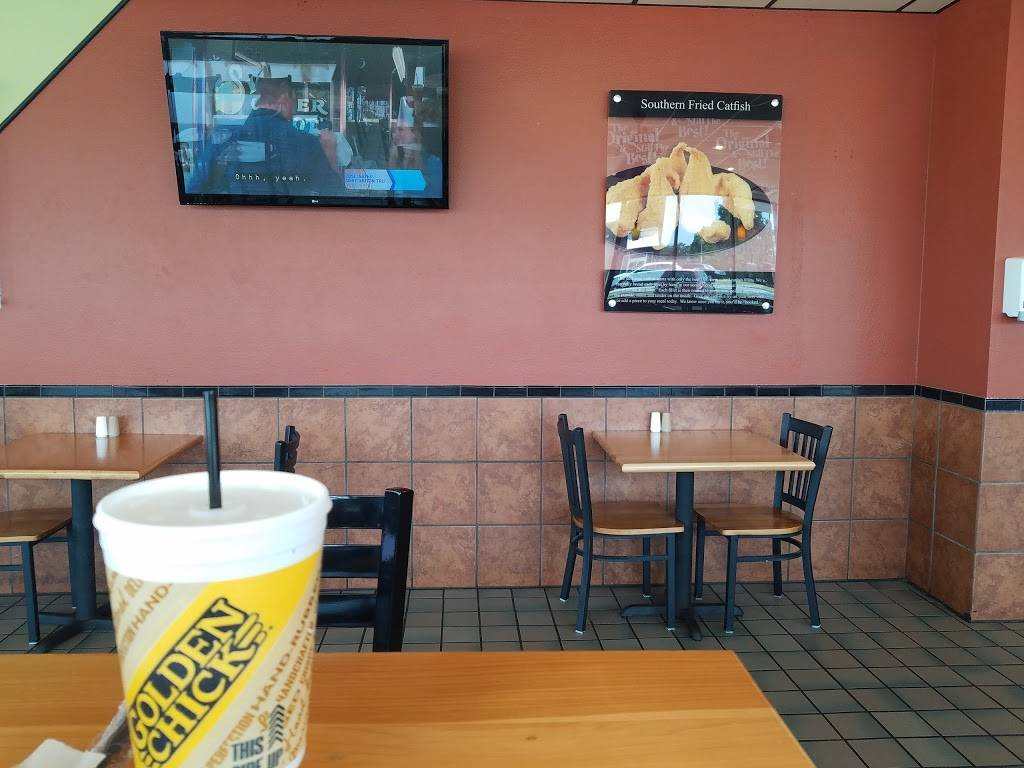 Golden Chick | meal takeaway | 250 S Midwest Blvd, Midwest City, OK 73110, USA | 4057339996 OR +1 405-733-9996