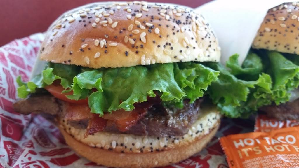 Jack in the Box | restaurant | 2141 W Deer Valley Rd, Phoenix, AZ 85027, USA | 6235820894 OR +1 623-582-0894