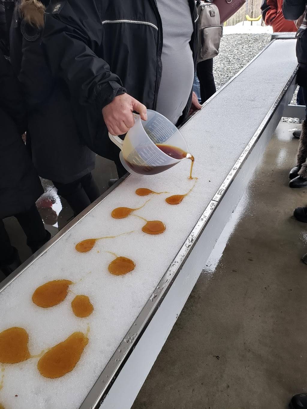 Érablière Duchesne | restaurant | 2685 Chemin Goddard, Sherbrooke, QC J1H 0C4, Canada | 8195652806 OR +1 819-565-2806