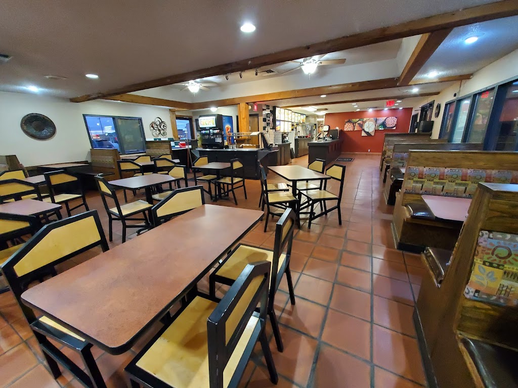 Amigos/Kings Classic | restaurant | 1122 2nd Ave, Kearney, NE 68847, USA | 3082372428 OR +1 308-237-2428