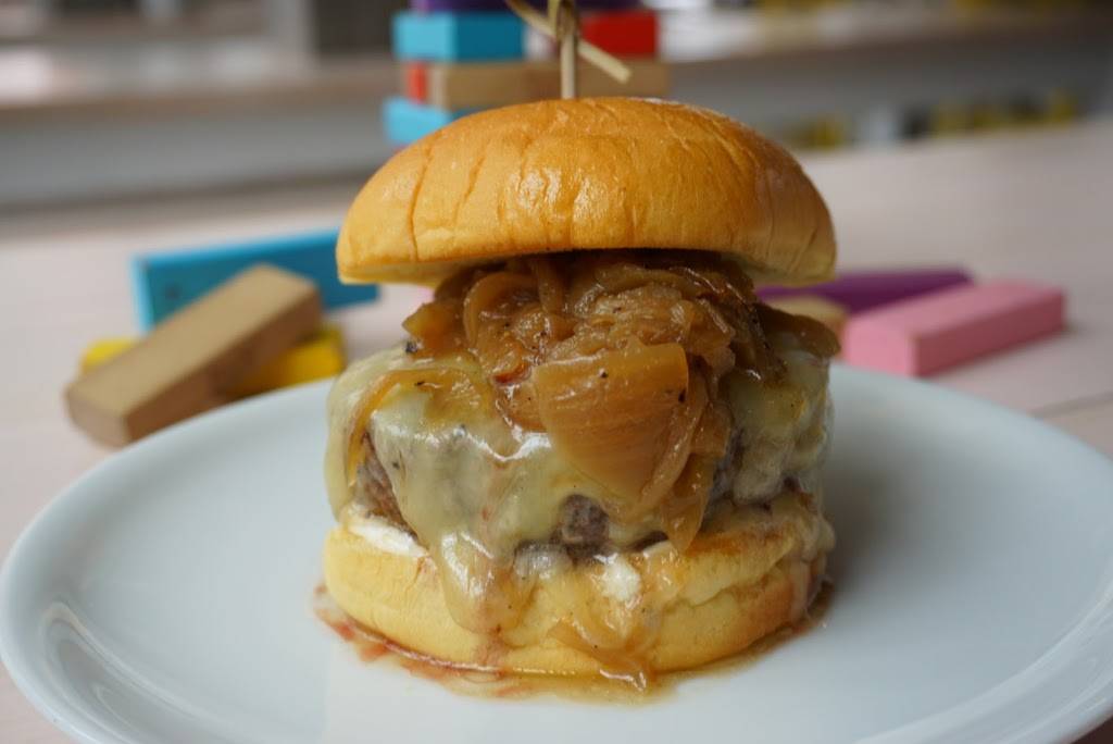 Clinton Hall | restaurant | 6571, 230 E 51st St, New York, NY 10022, USA | 2127588519 OR +1 212-758-8519