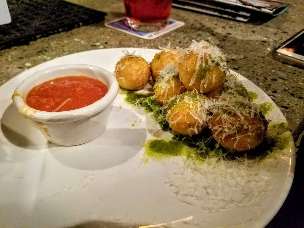 The One Up | restaurant | 13625 Ventura Blvd, Sherman Oaks, CA 91423, USA | 8188495181 OR +1 818-849-5181