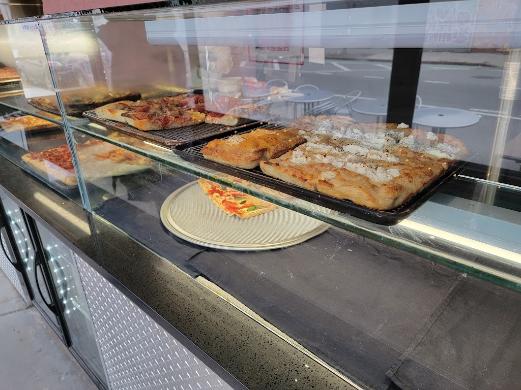 Original Square Pizza | restaurant | 2 Knickerbocker Ave, Brooklyn, NY 11237, USA | 9087689261 OR +1 908-768-9261