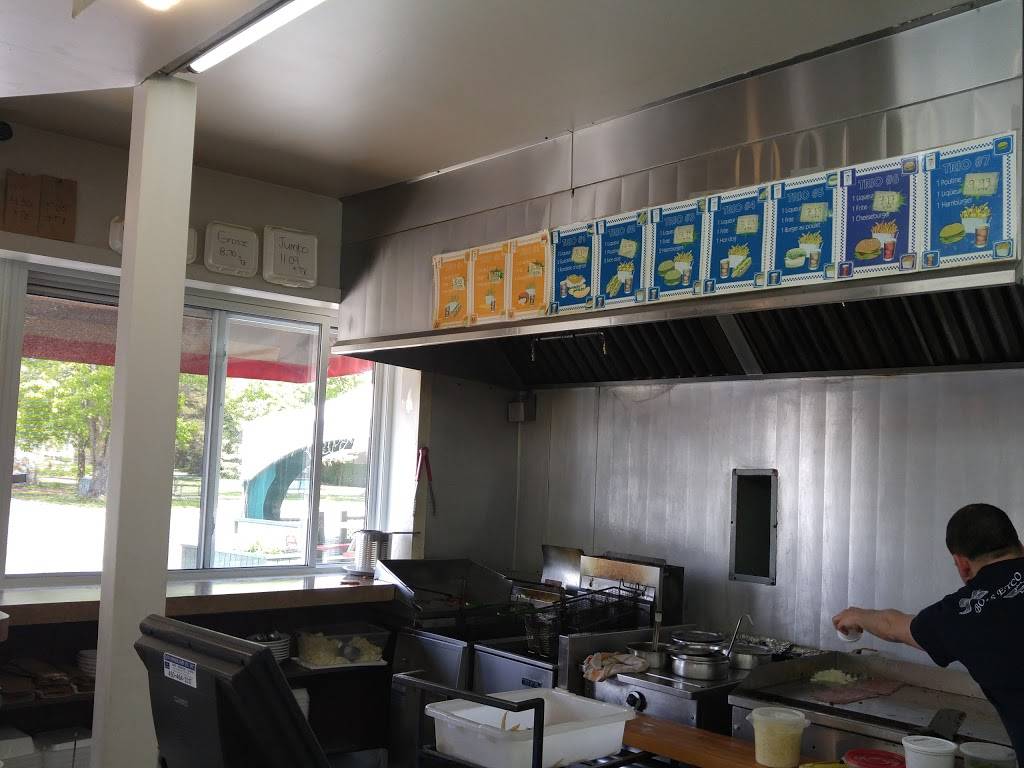 Cantine Saint-Pie | restaurant | 161 Rue Roy, Saint-Pie, QC J0H 1W0, Canada | 4507725555 OR +1 450-772-5555