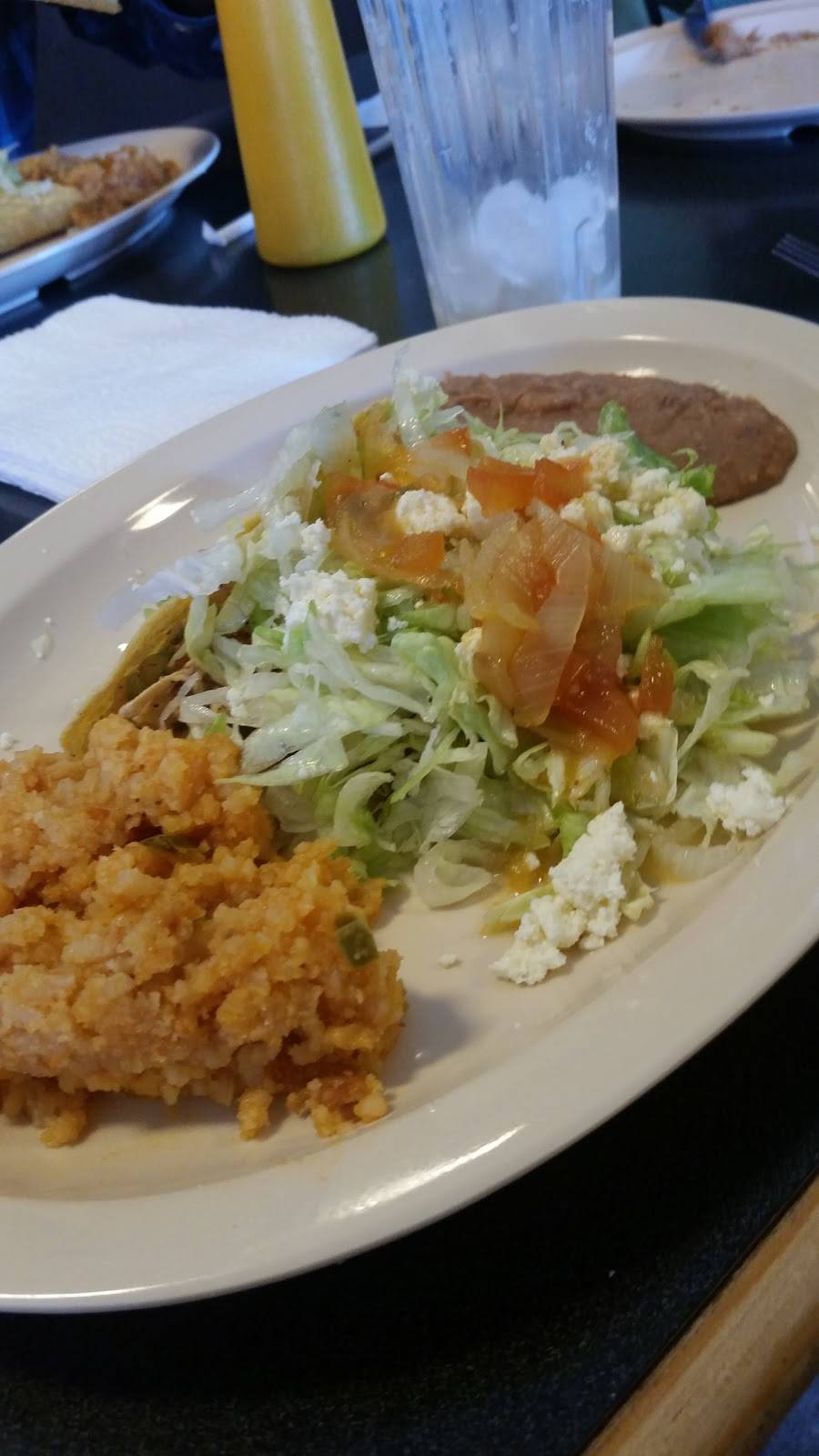 El Ramffles | restaurant | 2981 N Grand Ave #3, Nogales, AZ 85621, USA | 5207614452 OR +1 520-761-4452