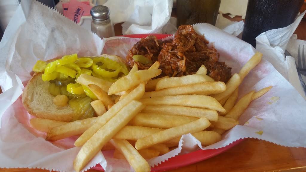 Nicoles On The River | restaurant | 1101 Blanding Blvd #117, Orange Park, FL 32065, USA | 9042519977 OR +1 904-251-9977