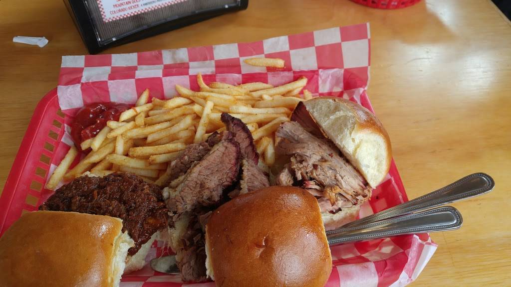 Smokehouse BBQ | restaurant | 78656 US-40, Winter Park, CO 80482, USA | 9707220227 OR +1 970-722-0227